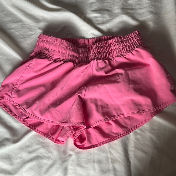Aerie pink shorts - Picture 1 of 3
